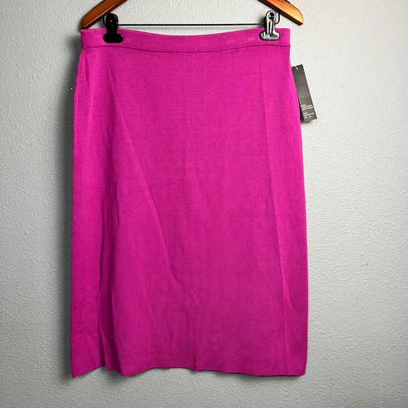 Yarns & Stitches Fuchsia Knit Skirt XL NWT Rayon Nylon BL Bold Pink Minimalist - Picture 1 of 9